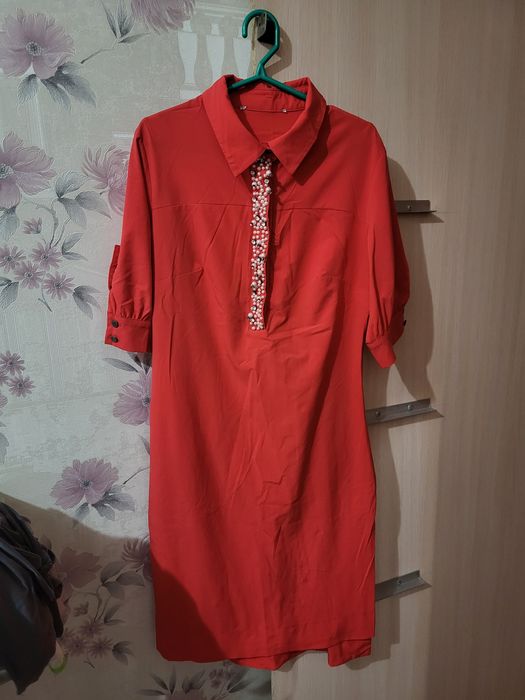 Вечерние платья 42-44 размер