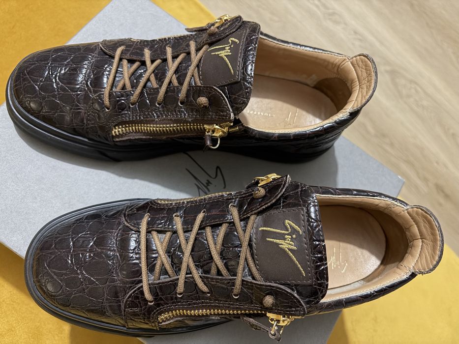 Vand Giuseppe Zanotti 43 piele crocodil