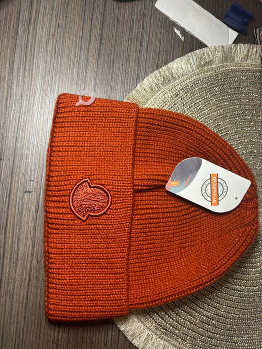 Caciuli Moncler , Adidas, Lv