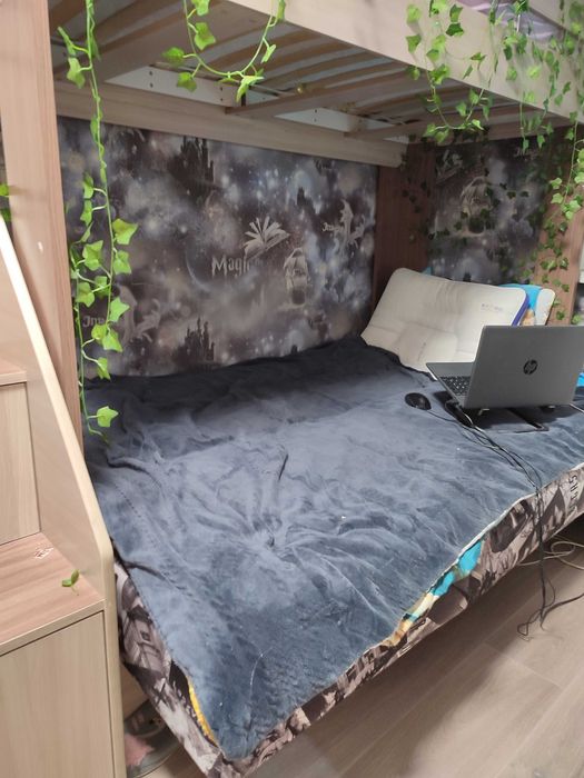 Продам двухъярусную диван-кровать