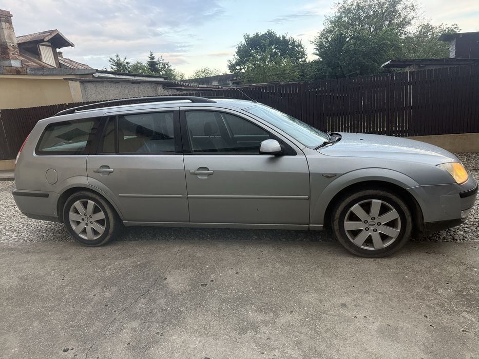 De vanzare ford Mondeo 2004