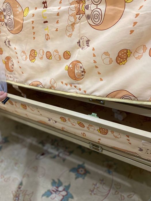 Продается детский кровать манеж