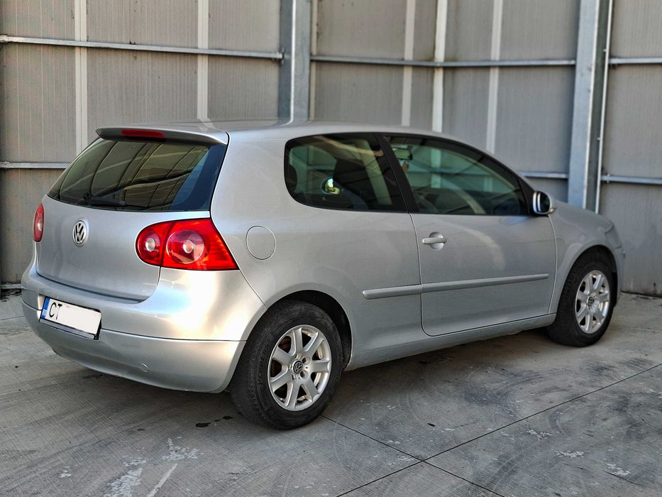 VOLKSWAGEN Golf 2005 — imagine 5