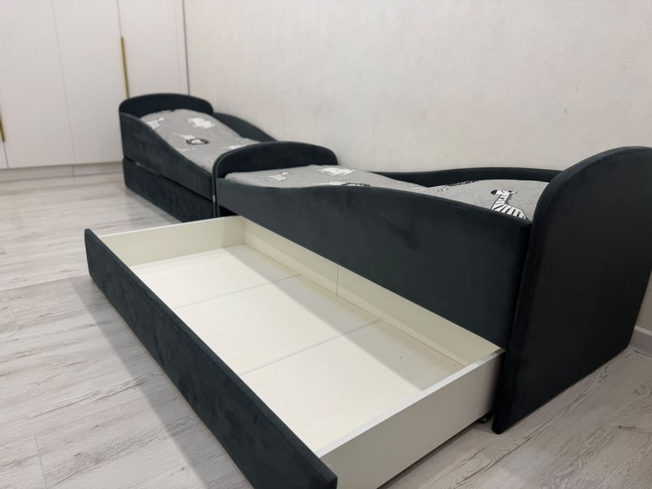 Продам 2 детские кровати