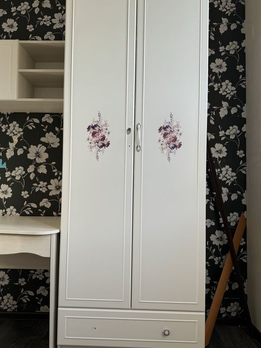 Комплект шкаф+рабочий стол б/у