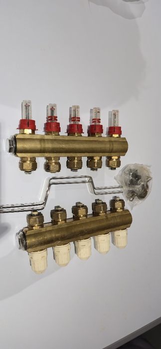 Продам коллектор тёплого пола бу