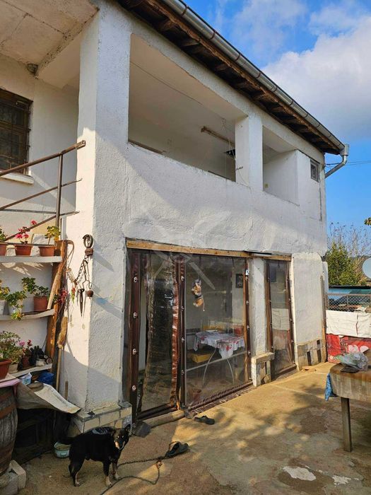 Къща в село Факия 71210