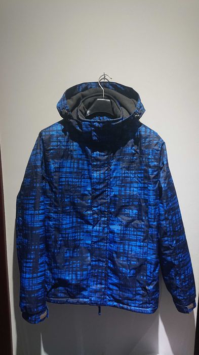 Geaca Mountain Warehouse