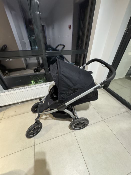 Продается коляска Maxi cozi