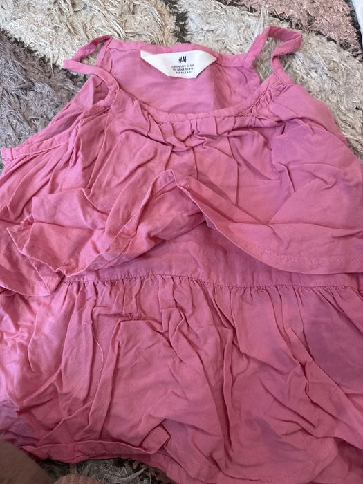 Подарявам дрешки за момиченце 8,9 год