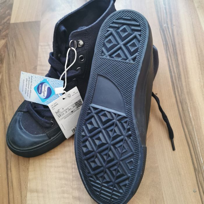 Детски високи кецове Mango