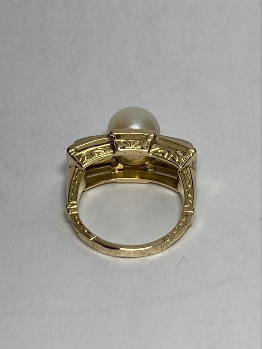 Inel vintage aur 18kt.cu diamante 0.55 si perla