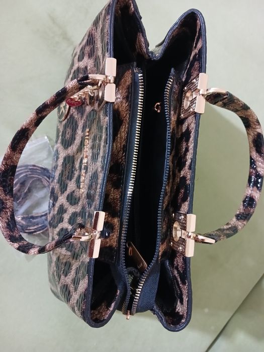 Продам красивую сумку