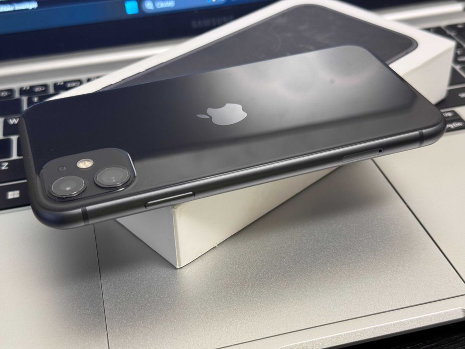 iPhone 11, Black, 64Gb |Acceptam Schimburi| Cod - G652 |