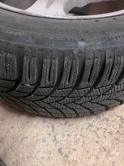 Мерцедес w203 5x112 16 цола Джанти с зимни гуми 205/55