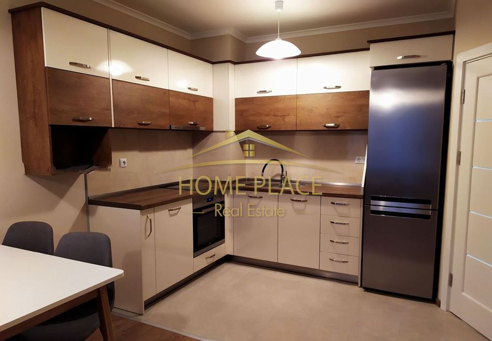 Дава се под наем Двустаен апартамент в Варна, Левски - 80 кв.м за 408 € - Снимка #2