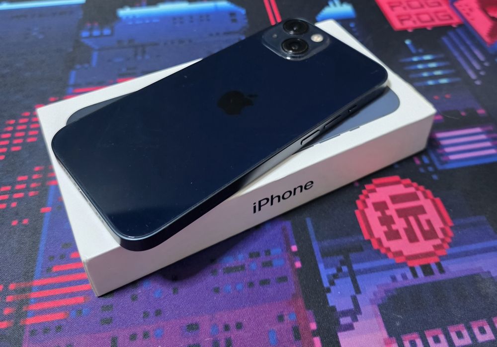 Iphone 13 256gb в отличном состоянии