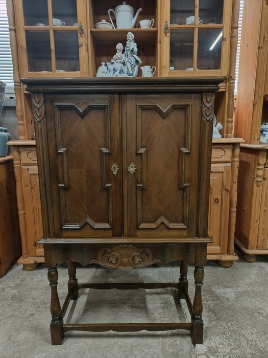 3999 Шкафче - барче