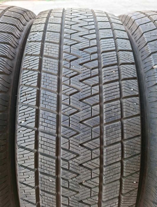 225/60 R18 GRIPMAX DOT23