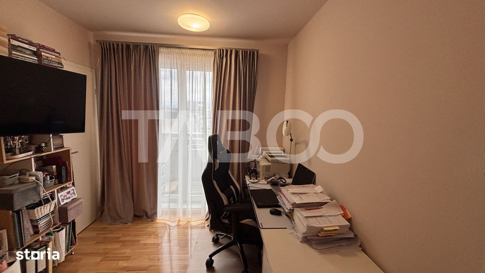 Penthouse 3 camere si doua locuri parcare de vanzare in City Residence