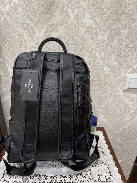 Продается рюкзак из натуральной кожи