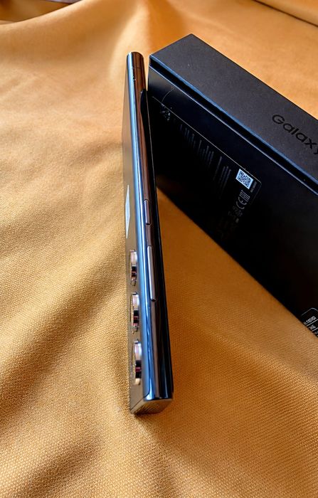 Samsung Galaxy S22 Ultra, 512 GB.