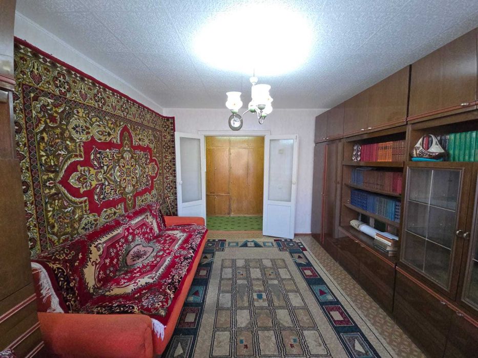 Продам  2 комнатную квартиру