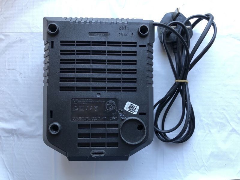 Зарядно /и за винтоверт Bosch 7.2V/ 14.4V/ 18V/24V/ 36V Li ion