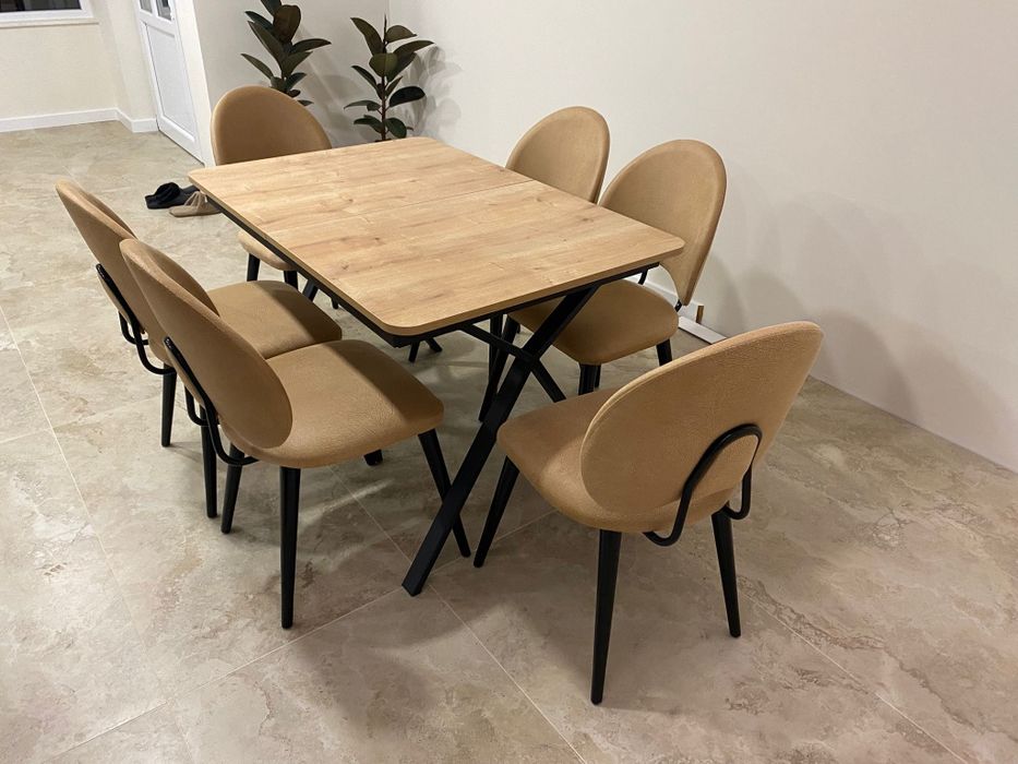 Трапезна разтегателна маса