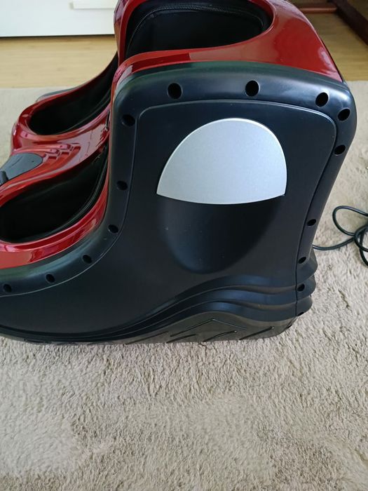 Aparat de masaj pentru picioare