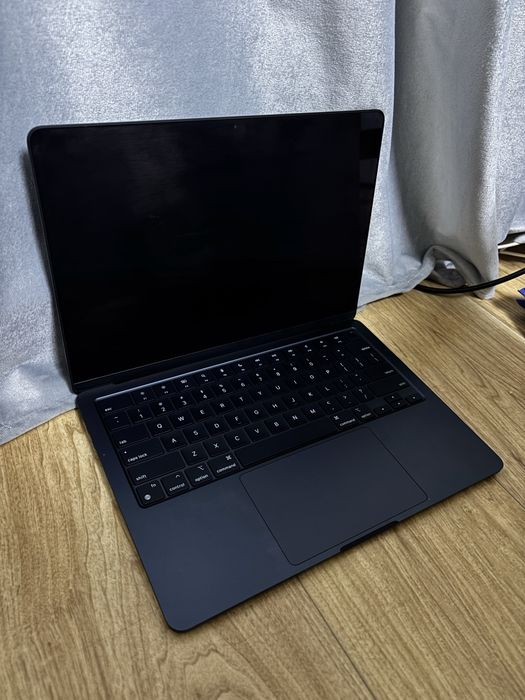 Продам Ноутбук MacBook