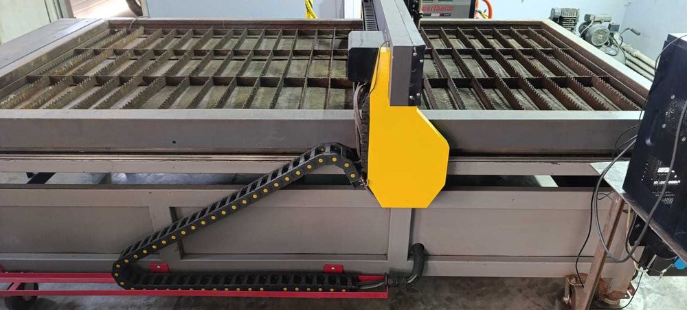 Плазморез ЧПУ Hypertherm Powermax1000 Размер: 2000×1250 мм