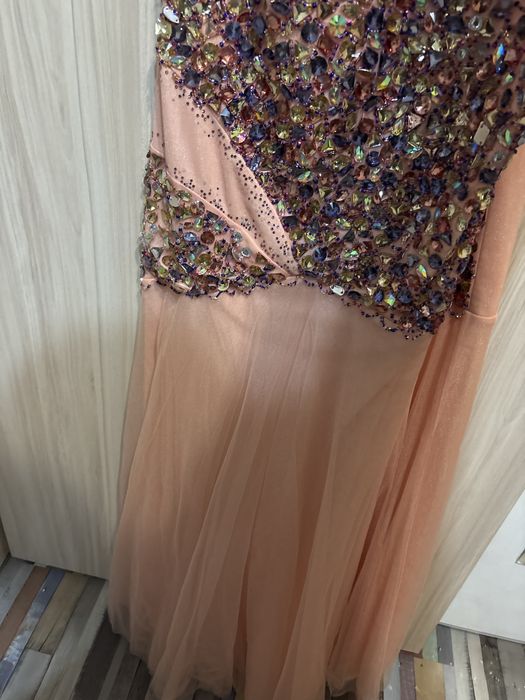 Официална роккля с камъни