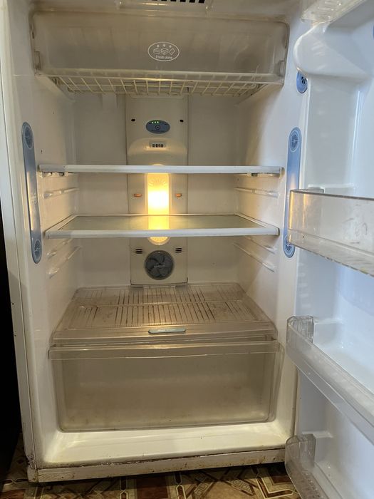 Продаю холодильник