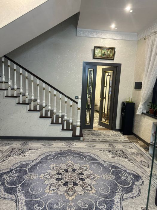 Yangi xayot Chortoq maxalla uy sotiladi