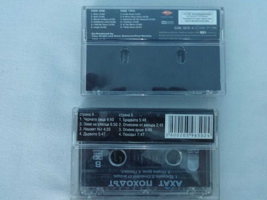 Оригинални аудио касети на метъл групи + касетник