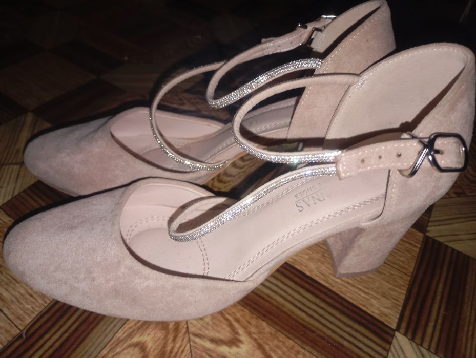 Туфли, 3 тысячи тенге