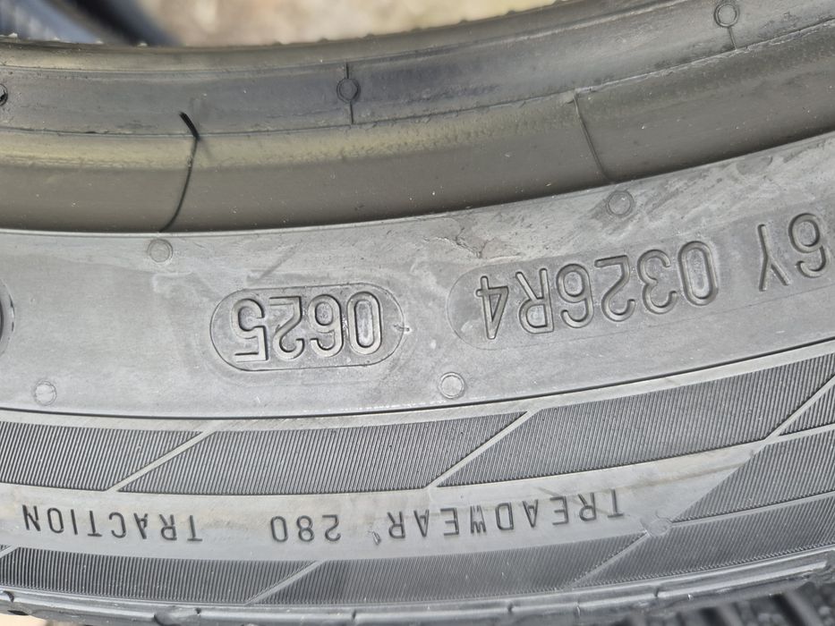 245 45 20/275 40 20 Anvelope de vară Continental Runflat Dot 2025