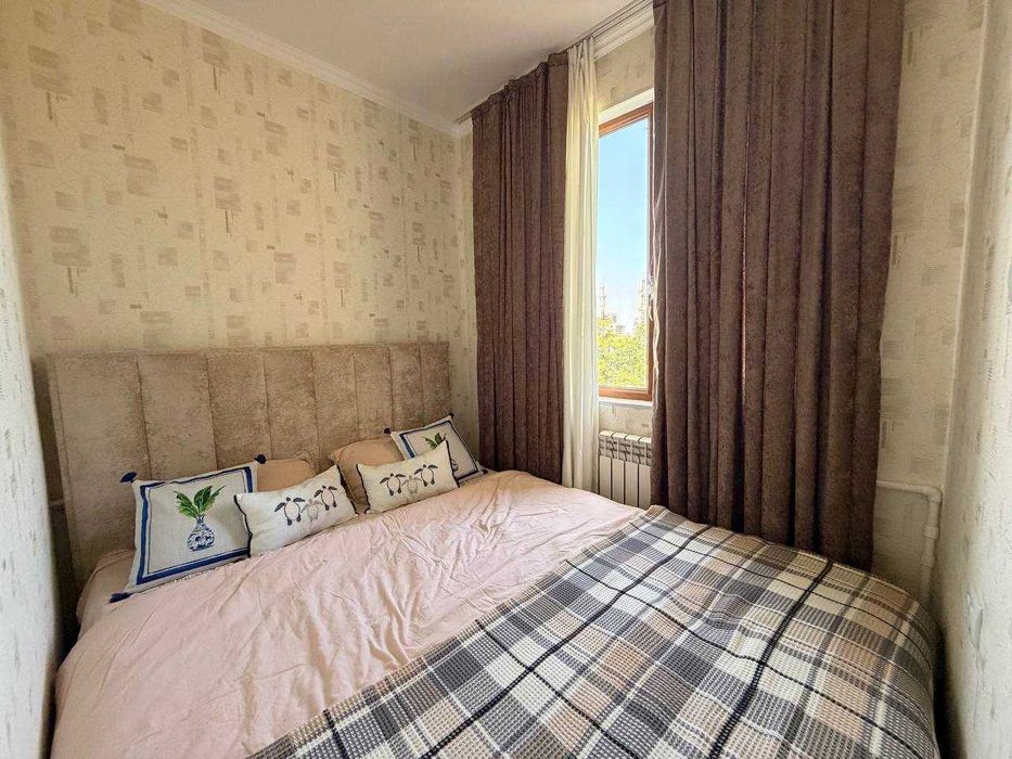 продаеться кв 1*2/5/5 на буз базар