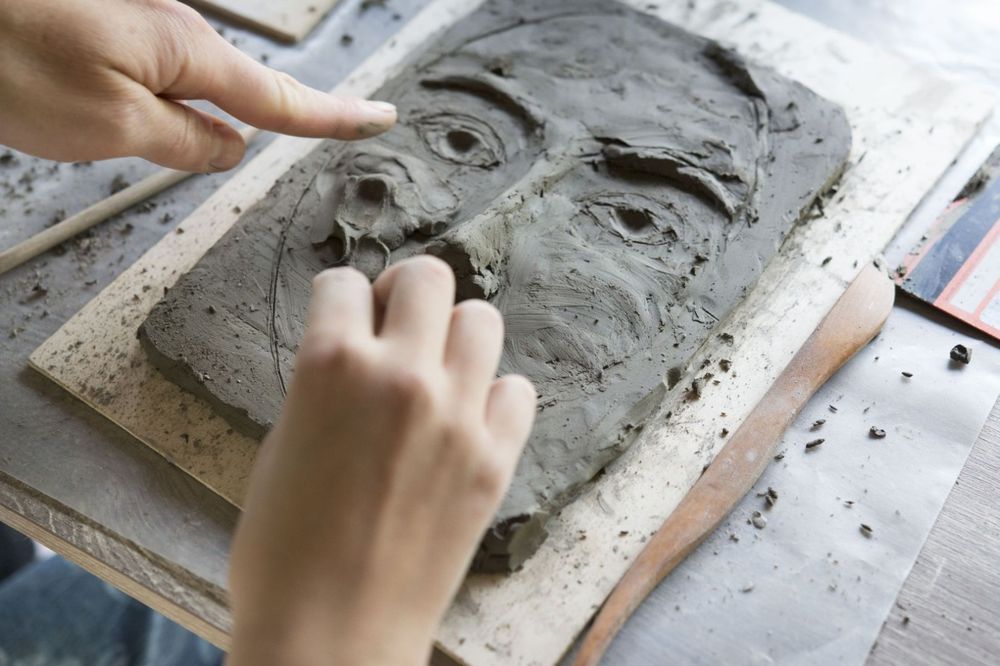 Cursuri, lectii de pictura, desen si modelaj. Meditatii/pregatire arte