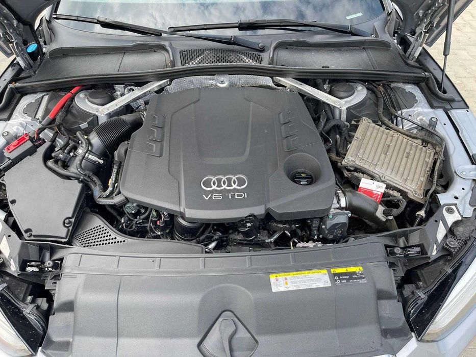 Vand Audi A5 Quattro, diesel 3.0 in stare ireprosabila.