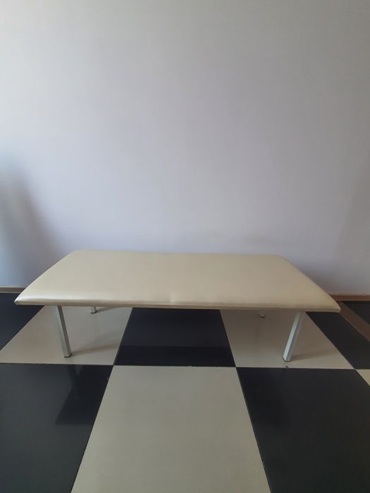 Кушетка/скамейка