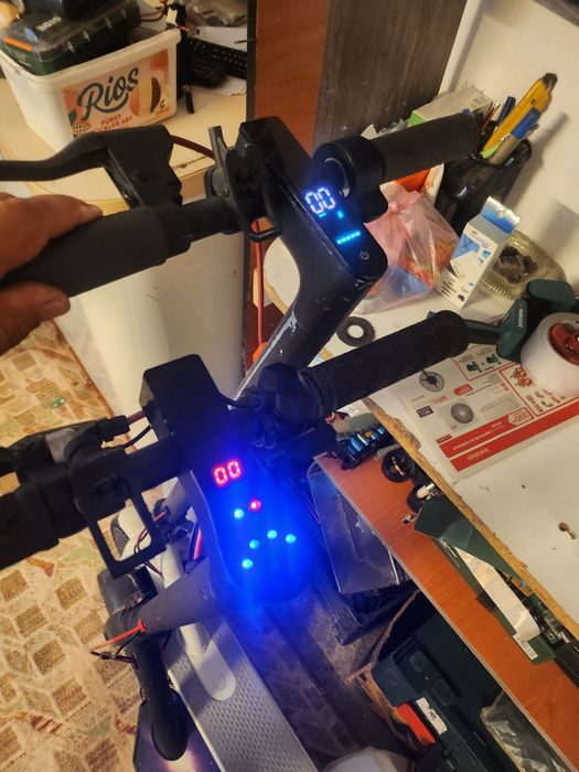 Vand trotinete functionale la super pret