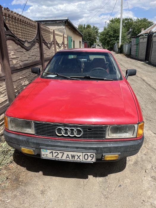 Продам ауди 80 срочно