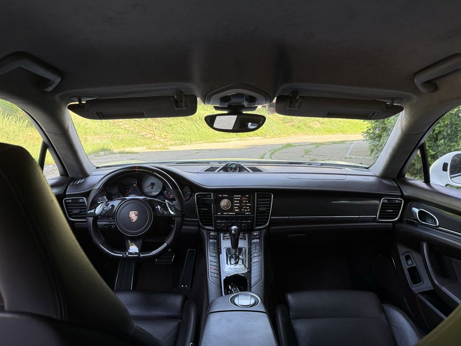 Porsche Panamera 4S