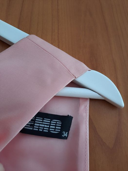 Rochie elegantă roz cu fundiță la spate