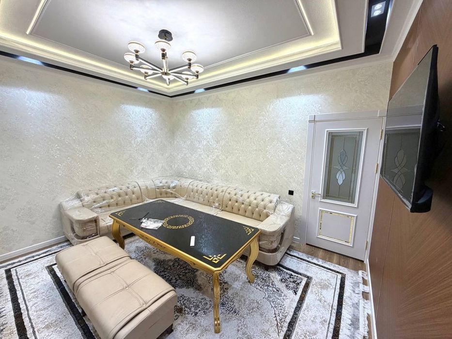 Сдается 2 х комнатная квартира на 2 этаже Голубой экран 500$