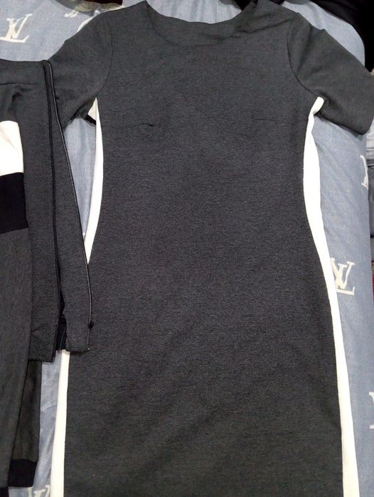 женское платье с кофтой