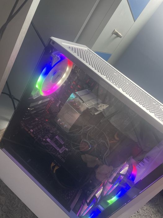 vand caluculator gaming pa schimb cu o trotineta electica