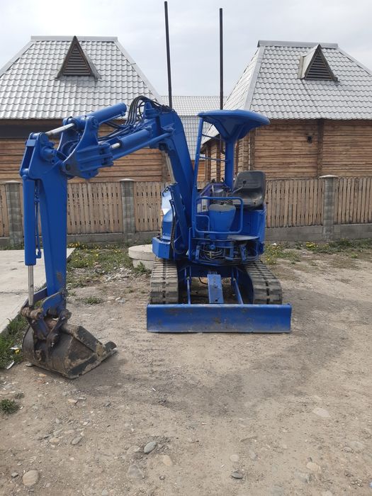 Продам миниэкскаватор Komatsu pc28uu2